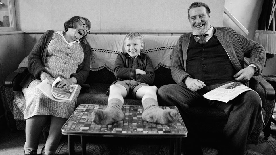 Belfast - Buddy com os avós 