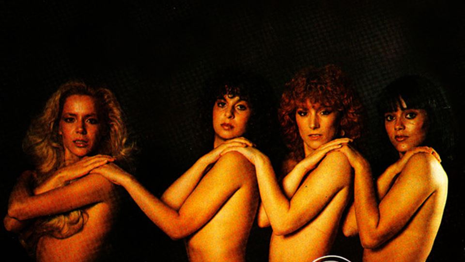 A capa do single Starlight das Doce - Laura, Fá, Teresa e Lena - num dos momentos mais arrojados da carreira do grupo