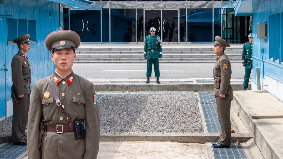 Na Coreia do Norte é proibido ...