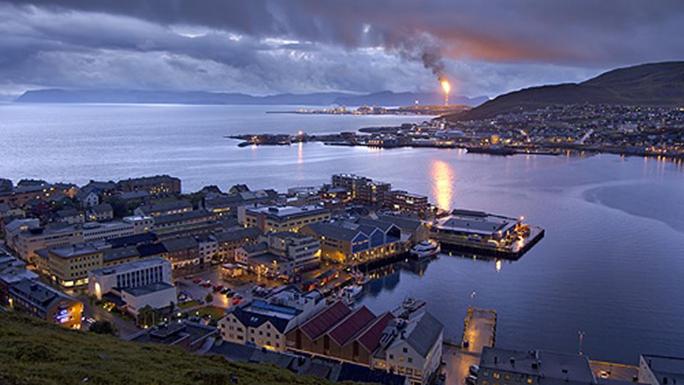 Porto de Hammerfest - noite polar